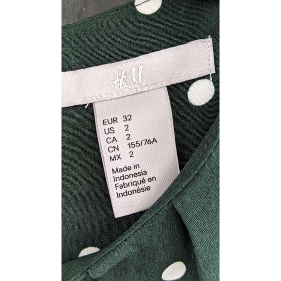 H&M POLKADOT DRESS | US 2 - Picture 2 of 3